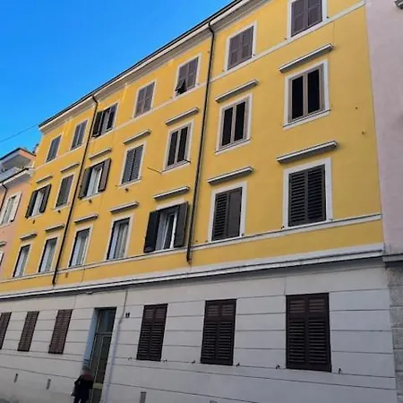 La Chicca Di Sonia Apartment Trieste